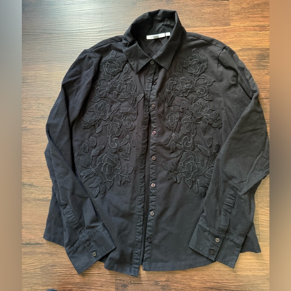 Chicos Knit Woven Lace Applique Button Down Shirt Black Medium